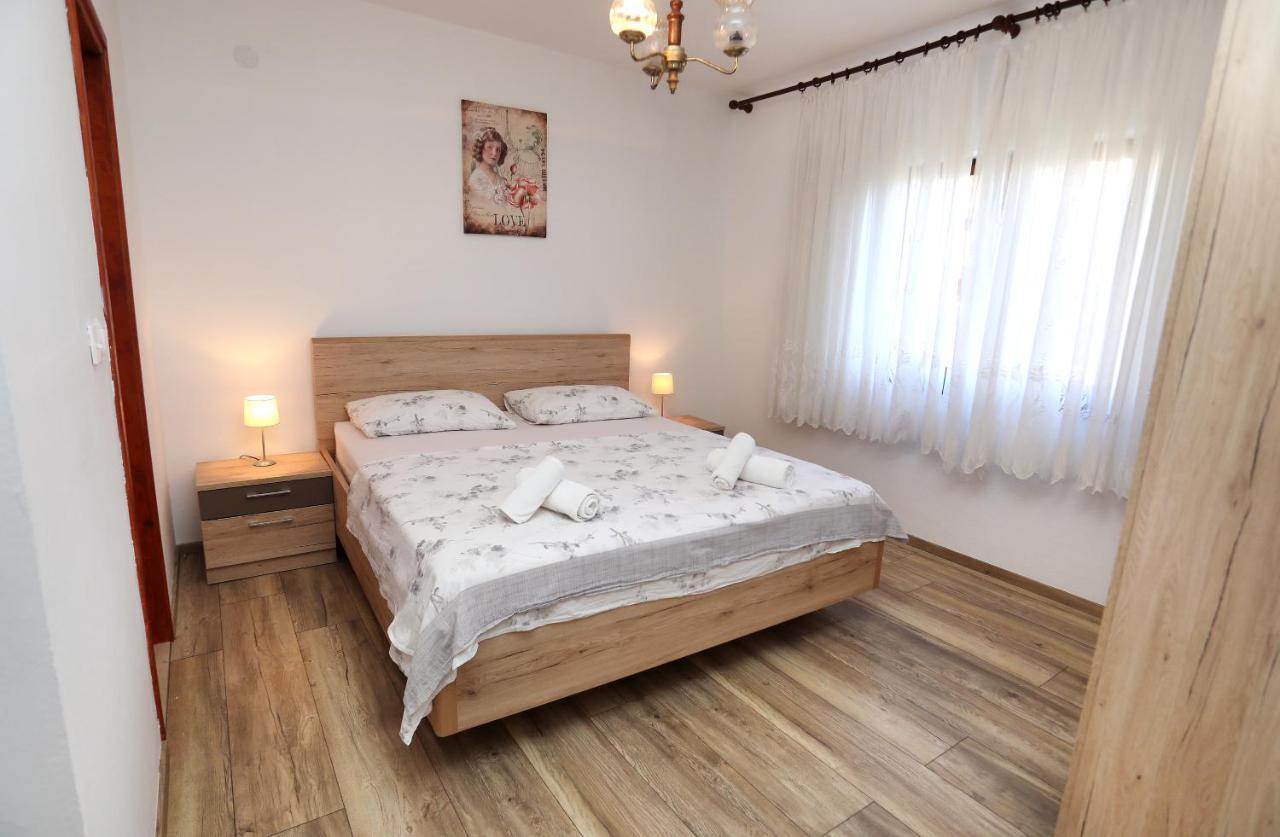 Apartman Gilan سيغيت فغانييتْسا المظهر الخارجي الصورة