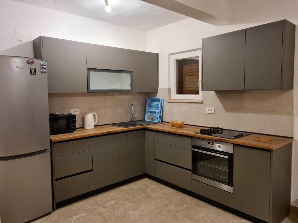 Apartman Gilan سيغيت فغانييتْسا المظهر الخارجي الصورة