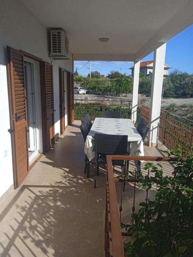 Apartman Gilan سيغيت فغانييتْسا المظهر الخارجي الصورة