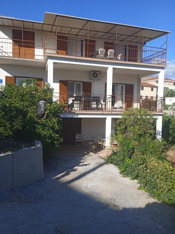 Apartman Gilan سيغيت فغانييتْسا المظهر الخارجي الصورة